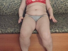Ellie enjoys a steamy solo session in a motel room