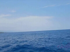 Amatör, Bikini, Flickvän, Utomhus, Liten och nätt, Offentlig, Tuttar, Våt