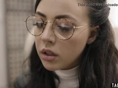 Rjavolaska, Doggystyle, Očala, Kosmate, Lizanje, Muco, Najstnice