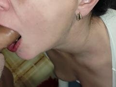 Avsugning, Sperma i munnen, Sperma shot, Hemmagjord, Mogen, Milf, Mamma, Styvmamma