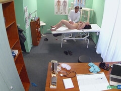 Amatéri, Kuřba, Creampie, Doktor, Výprask, Kancelária, Uniforma, Voyeur