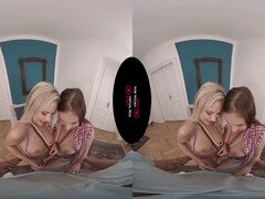 Virtual party at Mardi Gras with VR hotties Lola Myluv and Antonia Sainz