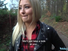 Stor kukk, Blond, Par, Naturlige bryster, Utendørs, Pornostjerner, Synsvinkel, Pupper