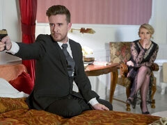 Schlafzimmer, Grosser arsch, Grosser schwanz, Grosse titten, Blasen, Hundestellung, Kurzes haar