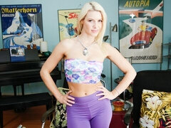 Hatalmas hátsó, Monumentális dákó, Tekintélyes didik, Szőke, Cumizás, Kézimunka, Maszti, Nézőpont