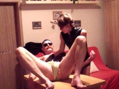 Grosse bite, Femelle