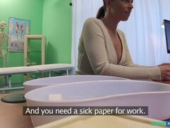 Doctor gets sexy patients pussy wet