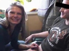 Blasen, Gruppensex, Deutsch, Orgie, Im freien, Öffentlich, Jungendliche (18+), Zug