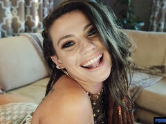 Rumpa, Avsugning, Handjobb, Onani, Milf, Strippning, Tatuering, Tuttar