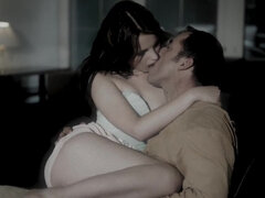 Nana, Brunette brune, Clito, Couple, Érotique, Talons, Seins naturels, Tatouage