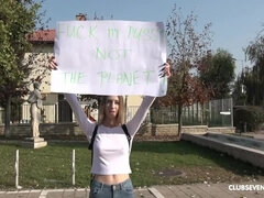 Kuřba, Stříkání spermatu, Na pejska, Prstění, Hardcore, Drobounká, Na veřejnosti, Vyhublá