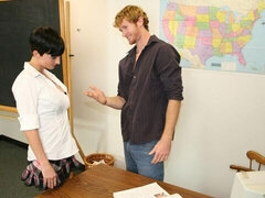 Amaterji, Velika rit, Velik kurac, Velike joške, Rjavolaska, Prstni, Dekle drka tiča, Samozadovoljevanje