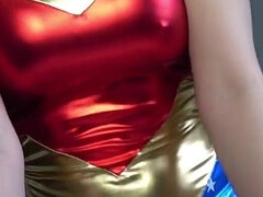 3 Minute Challenge with Wonderwoman!