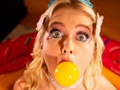 Velik kurac, Blondinka, Fafanje, Hardcore, Naravne joške, Kratki lasje, Najstnice, Joške