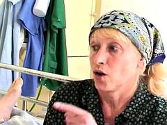 Gros seins, Sucer une bite, Brunette brune, Branlette thaïlandaise, Hard, Mature, Mère que j'aimerais baiser, Infirmière