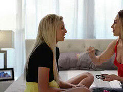 Embrassement, Lesbienne, Rasée, Tatouage