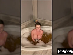 Salle de bains, Brunette brune, Plantureuse, Hard, Lingerie, Mère que j'aimerais baiser, Maman, Solo