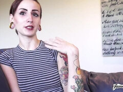 큰 엉덩이, 큰 가슴, 오랄섹스, 자연의 가슴, 짧은 머리, 빼빼한, 청소년, 젖가슴