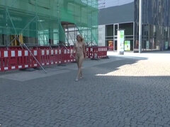 Μεγάλος κώλος, Μεγάλα βυζιά, Ξανθιά, Ερωτικός, Φετιχ, Ώριμη γυναίκα, Γυμνός, Δημόσιο