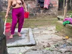 Tante, Gros cul, Indienne, Maman, De plein air, Belle mère, Jarretelles, Toilettes