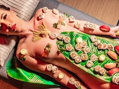 18, Iso perse, Iso kulli, Suihinotto, Takaapäin, Leibiboy, Luonnolliset tissit, Teini