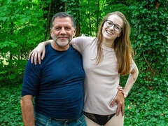 18 let, Zadek, Velké péro, Kuřba, Přírodní prsa, Vyhublá, Teenka, Kozičky