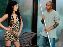 Gros cul, Grosse bite, Sucer une bite, En levrette, Double pénétration, Interracial, Mère que j'aimerais baiser