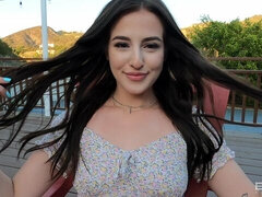 Amatéři, Kuřba, Brunetka, Na pejska, Prstění, Masturbace, Přírodní prsa, Různé pohledy