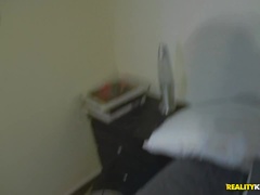 Chambre à dormir, Blonde, Sucer une bite, Brunette brune, Faciale, Branlette thaïlandaise, Réalité, Tatouage