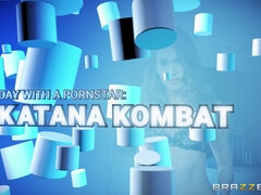 Grosse titten, Blasen, Kehlenfick, Küche, Latina, Nackt, Pornostars, Titten