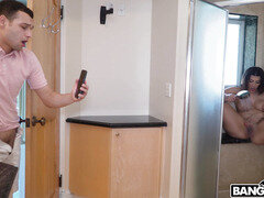 Duże cycki, Brunetka, Cycata, Masturbacja, Prysznic, Nastolatki, Mokry