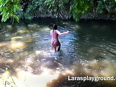 Veľké kozy, Brunetka, Puma, Latex, Masturbácia, Mamina, Jačania, Nevlastná mama