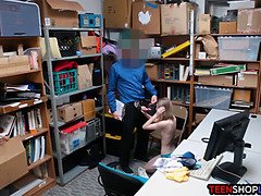 Leie, Arsch, Braunhaarige, Zierlich, Muschi, Realität, Jungendliche (18+), Titten