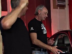 Stora tuttar, Avsugning, Par, Europeisk, Hardcore, Underkläder, Milf, Party