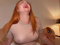 Amador amadora, Boquete, Consolo, Instrução, Latina, Masturbação, Solo chão, Tetas