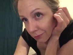 Hot German Mature Gives Deepthroat Blowjob