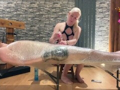 Bdsm, Bondage, Klädd kvinna naken man, Femdom, Handjobb, Milf, Orgasm