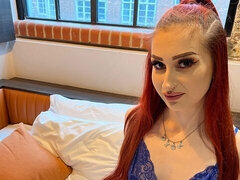 18 let, Velký zadek, Velké péro, Na pejska, Přírodní prsa, Piercing, Teenka, Kozičky
