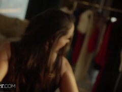 Tette grandi, Pompino, Brunetta, Fetish, Leccata, Lingerie, Figa, Cavalcando