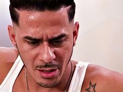 Stora tuttar, Bisexuell, Avsugning, Universitet, Dubbelpenetrering, Underkläder, Förförd, Trekant
