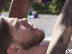 In den arsch, Grosse titten, Interrassisch, Transfrau, Flotter dreier