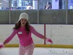 18 χρονον, Ξανθιά, Αυνανισμός, Ώριμη γυναίκα, Μουνί, Μόνος, Έφηβος, Βυζιά