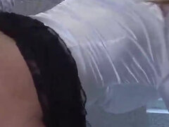 Bad, Grosser arsch, Süss, Aufs gesicht abspritzen, Faustfick, Brille, Pissen, Strümpfe