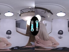 WETVR Photo Shoot Turns Into Fuck Session In VR