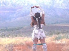 Χοντρή γυναίκα, Μεγάλος κώλος, Μεγάλα βυζιά, Πίπα, Βαθυ λαρυγγι, Ηδ, Διαφυλετικό, Τατουάζ