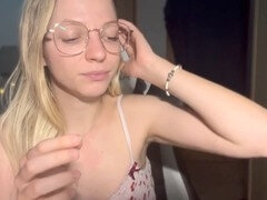 Goddess Bella Rae promotes purity during week three of Locktober