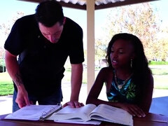 Leie, Grosser arsch, Blasen, Schwarz, Aufs gesicht abspritzen, Hd, Interrassisch, Nippel