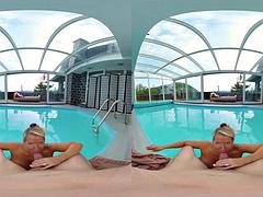 Tridimensionnel, Gros seins, Blonde, Sucer une bite, Hard, Mère que j'aimerais baiser, Piscine, Réalité