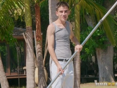 Kúpeľňa, Bikini, Pár, Podpätky, Pička, Realita, Tangá, Manželka