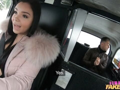 Anal, Kukk suging, Brunette, Bil, Bakfra, Barbert, Strømper, Tenåring